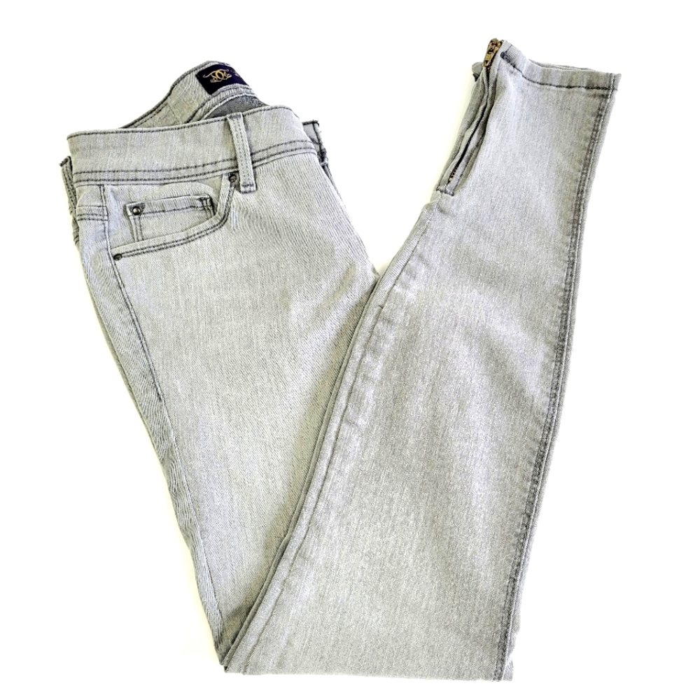 Divine Rights of Denim Gray Skinny Jeans with Ankle Zippers Size 26